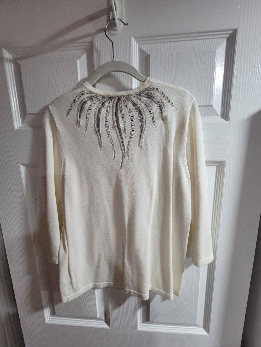 Like New- Bob Mackie's Cute Blouse- Size Small - Picture 4 of 4